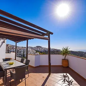 Apartment Penthouse: Poolside Retreat With Panoramic Views, Frigiliana